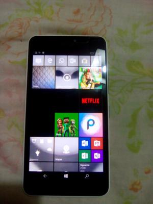 Nokia lumia 640 XL leer detalle