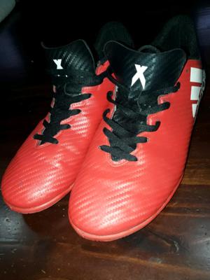 VENDO BOTINES ADIDAS FUTSAL