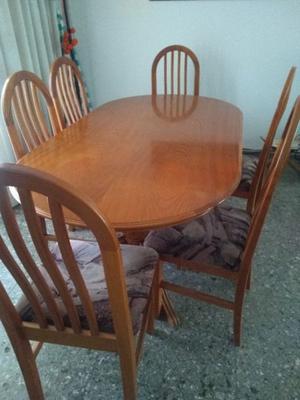 VENDO JUEGO DE COMEDOR EXCELENTE ESTADO. SEIS SILLAS.