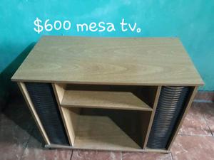 Mesita tv.audio y video