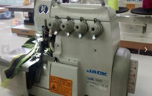 Overlock Jack 4 Hilos Motor Bajo Consumo - Usado