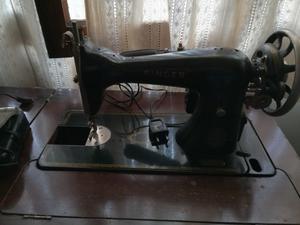 Vendo maquina.de coser singer