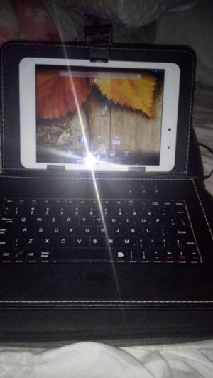 Vendo tablet con teclado y maletin