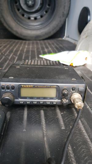 Yaesu ft equipo con trafo y antena