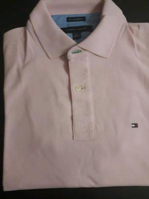 CHOMBA TOMMY HILFIGER IMPORTADA COLOR ROSA. TALLE L