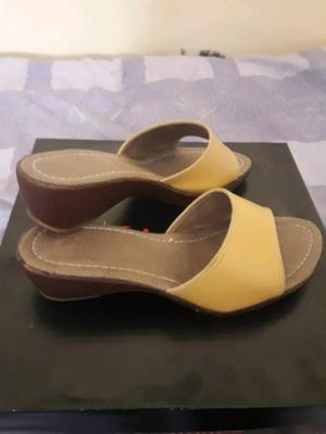 Sandalias talle 35