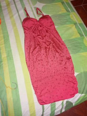 Vendo vestido,