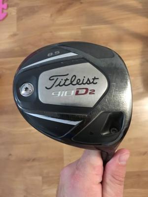 Driver Titleist 910 D2 8.5 Loft Vara Stiff