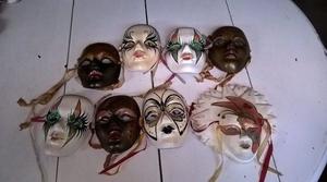 Lote de máscaras de cerámica