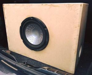 Subwoofer Pioneer y caja litrada y sintonizada listos para