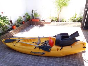 VENDO KAYAK COMPLETO CON 2 REMOS..ANCLA FONDEO Y TAMBUCHO