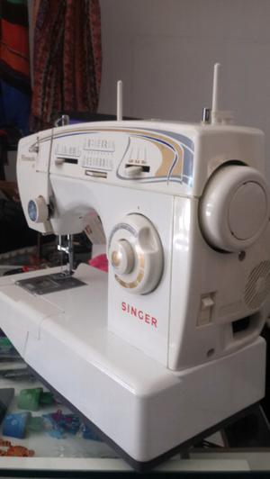 Vendo recta y overlock