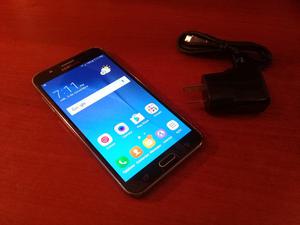 Celular Samsung Galaxy J7 Liberado (detalle)