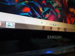Cpu + Monitor Samsung 22 + Escritorio