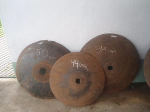 Discos de arado de 40 a 50 cm. de diametro