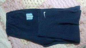 Pantalon Nike Racing Club.