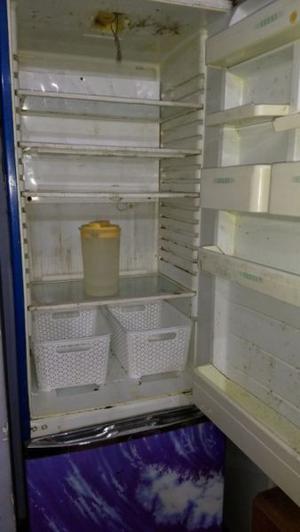 Heladera con freezer