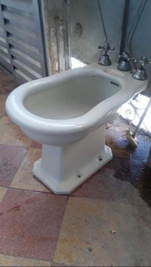 JUEGO INODORO CON BIDET (con GRIFERIA)