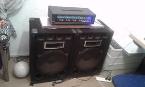 Vendo potencia moon 410 y 2 parlantes de 15 a $