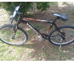 Vendo o permuto Bicicleta Venzo con 6 meses de uso