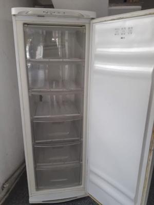 Freezer vertical Bosch (Excelente estado)