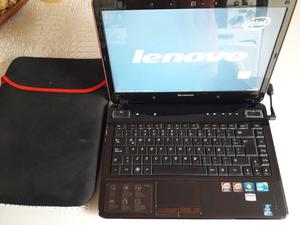 Lenovo notebok i3