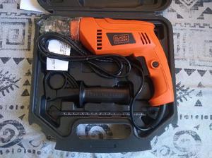 Taladro Percutor 650w Black Decker con Maletin