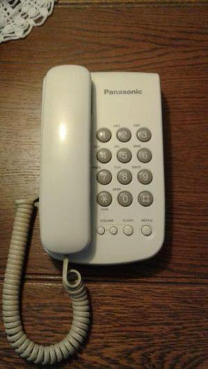 Telefono Panasonic modelo KX-TS5LX-W Color blanco.
