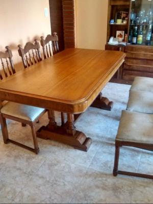 vendo mesa de cedro con seis sillas