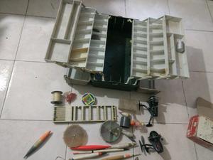 Caja de pesca y accesorios