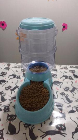 Dispenser para perro y gatos(agua o comida)