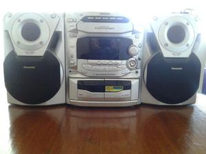 Equipo de Musica Panasonic CD/Cassette
