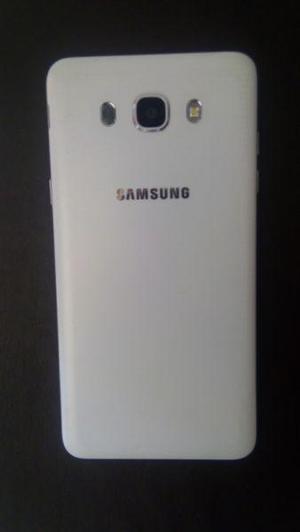 Samsung Galaxy J7 METAL usado (6 meses)