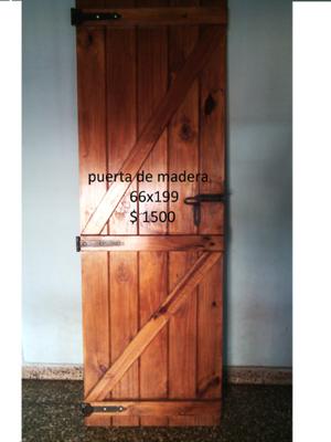 puerta de madera