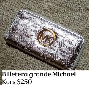 Billetera grande MK