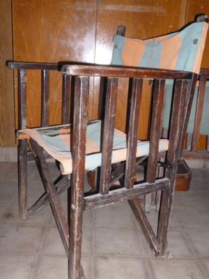 dos sillones antiguos de madera en excelente estado $500