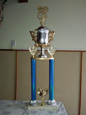 trofeo de futbol de 72 cm de alto, varios deportes