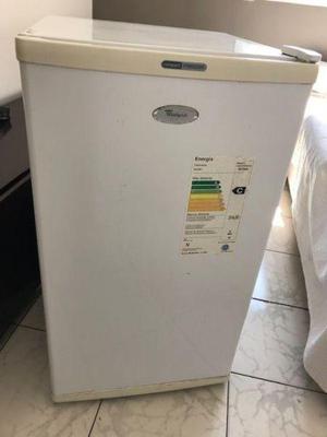 Freezer Compact Whirpool WVT09C