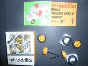 LOTE CAJAS RUEDAS, EJES Y LADRILLOS MIS LADRILLOS ANTIGUAS