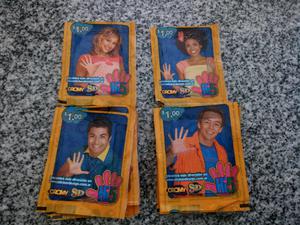 Vendo lote de 27 sobres llenos de figuritas de Hi5