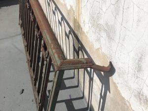 Balcon de hierro antiguo