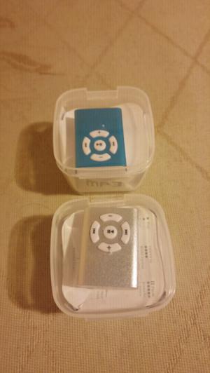 MP3 con auriculares OTRO de una sola oreja y cable USB para