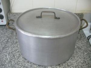 OLLA DE ALUMINIO