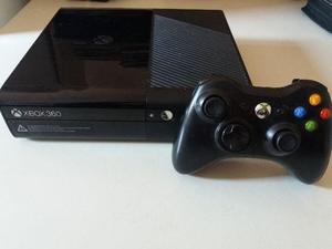 Vendo xbox 360 impecable