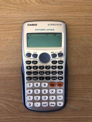 Calculadora Casio Fx-570es Plus (sin Uso)