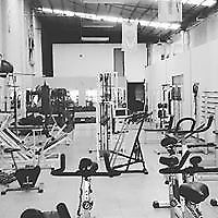 Dueño vende gym por mudanza