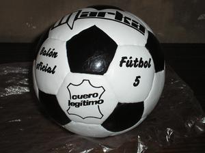 PELOTA DE FOOTBALL DE M PIQUE