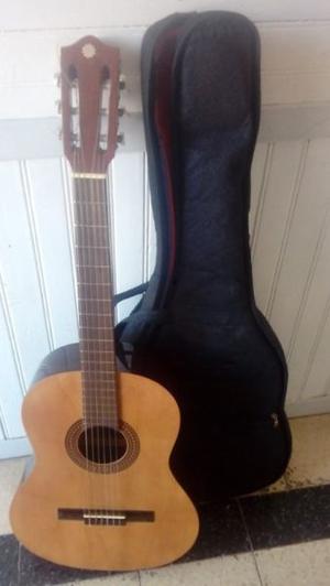 Vendo guitarra impecable