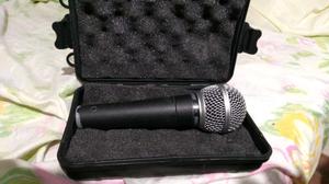 Vendo micrófono Shure SM 58