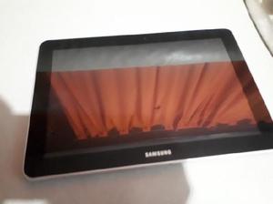 Galaxy Tab Con 3g, Modelo P7500